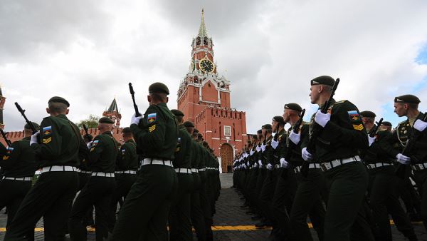Кремль не приглашал иностранных лидеров на парад Победы 9 мая