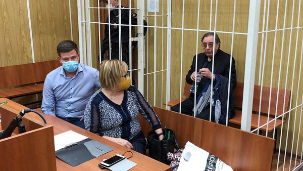 Прокурор запросил реальные сроки для Цивина и Дрожжиной по делу о хищении