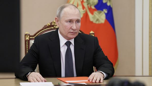 Путин обсудил с членами Совбеза вопросы подготовки к празднованию Дня Победы<br />

