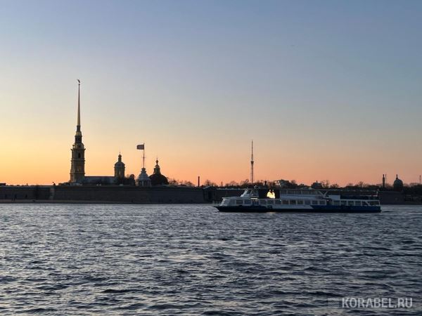 Транспортная прокуратура поставила задачу повысить безопасность судоходства в Петербурге