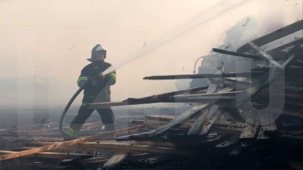 МЧС заявило о ликвидации всех пожаров в Свердловской области, за исключением Сосьвы