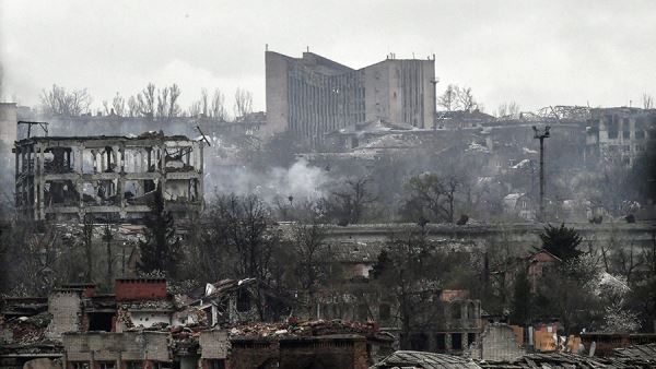 Минобороны заявило о продолжении боев на западных окраинах Артемовска